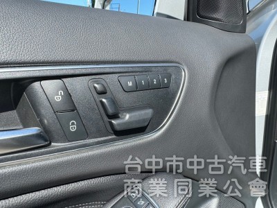 2016 GLA180 總代理跑十萬