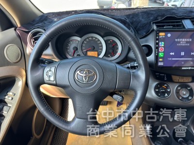 2011 Rav4 2.4 G 跑十七萬