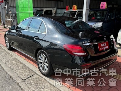 2019 E200 總代理 跑七萬多 23p跟車