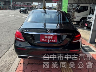 2019 E200 總代理 跑七萬多 23p跟車