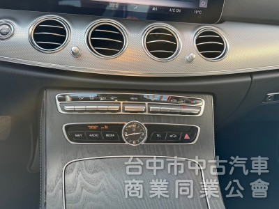 2019 E200 總代理 跑七萬多 23p跟車