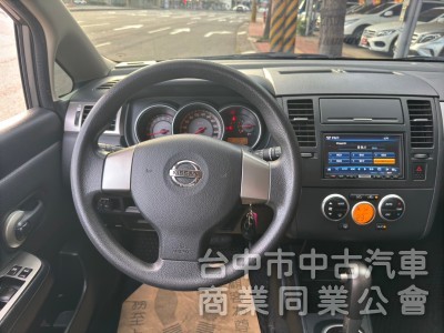 2013 Tiida 1.8 5D 跑十七萬