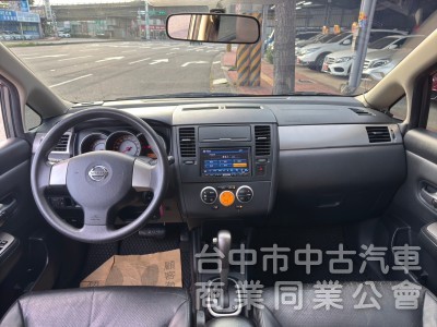 2013 Tiida 1.8 5D 跑十七萬