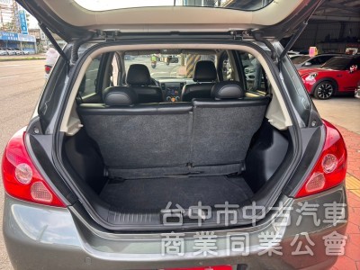 2013 Tiida 1.8 5D 跑十七萬