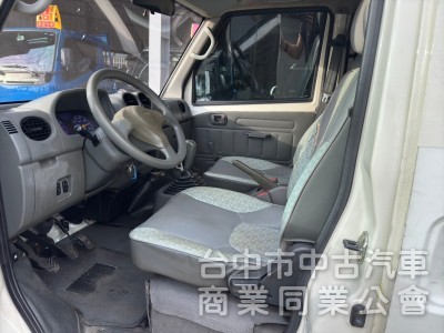 2018 菱利廂型車 跑十八萬