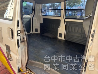 2018 菱利廂型車 跑十八萬