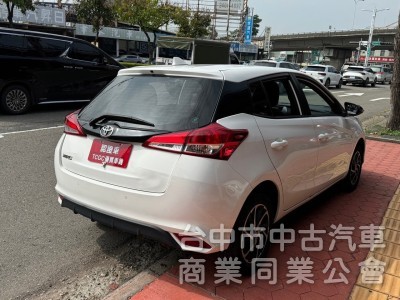 2022 Yaris 1.5