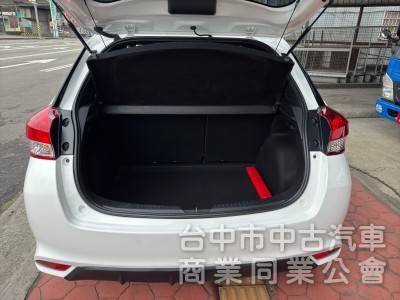 2022 Yaris 1.5經典跑五萬