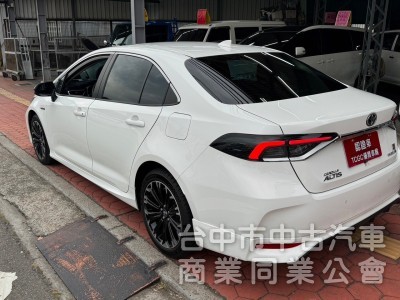 2020 GR Altis 油電 跑七萬