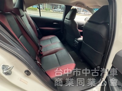 2020 GR Altis 油電 跑七萬