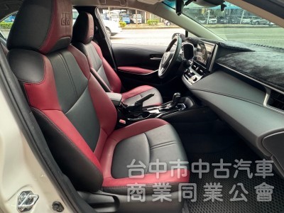 2020 GR Altis 油電 跑七萬