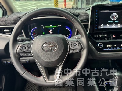 2020 GR Altis 油電 跑七萬