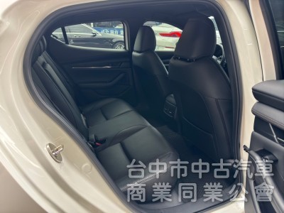 2022 Mazda3 最頂級 Bose音響