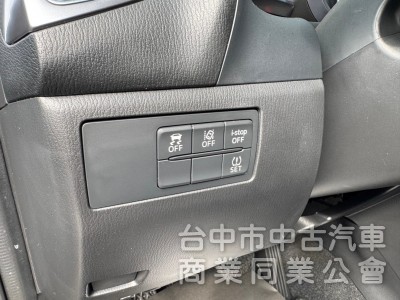 2018 Mazda3 旗艦 Bose 抬顯