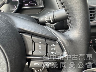 2018 Mazda3 旗艦 Bose 抬顯