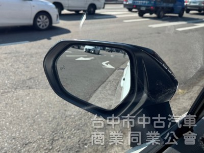 2020 GR Altis 1.8 油電 跑七萬