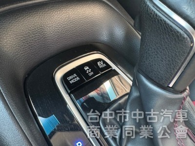 2020 GR Altis 1.8 油電 跑七萬