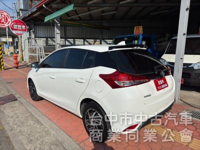 2022 大鴨 Yaris 經典 跑一萬