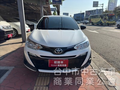 2022 大鴨 Yaris 經典 跑一萬