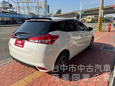 2022 大鴨 Yaris 經典 跑一萬