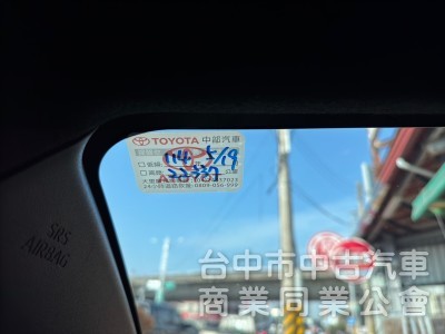 2022 大鴨 Yaris 經典 跑一萬