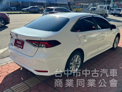 2019 Altis 1.8豪華跑七萬