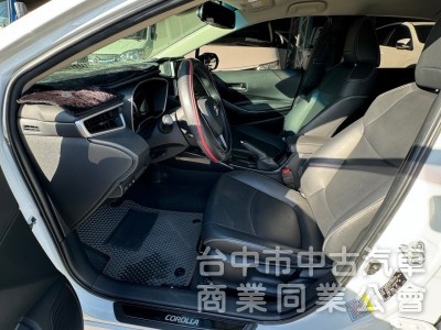 2019 Altis 1.8豪華跑七萬