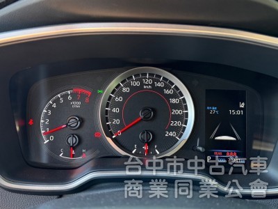 2019 Altis 1.8豪華跑七萬