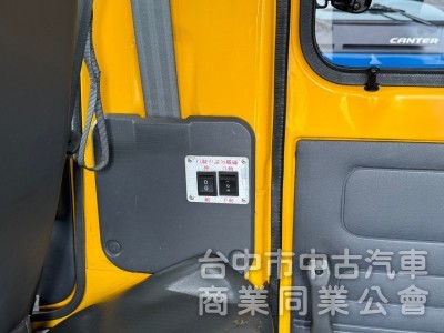 2015 得利卡廂型車 娃娃車退役