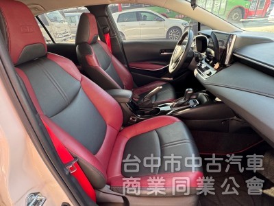 2020 GR Altis 油電 跑九萬