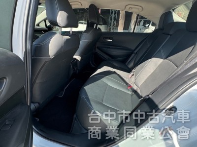 2022 Altis 1.8 尊爵 跑八萬 免鑰匙