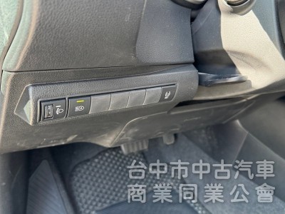 2022 Altis 1.8 尊爵 跑八萬 免鑰匙