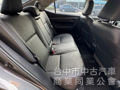 2015 Altis 1.8 S+ 跑六萬