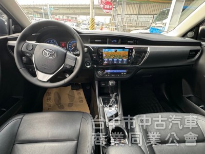 2015 Altis 1.8 S+ 跑六萬