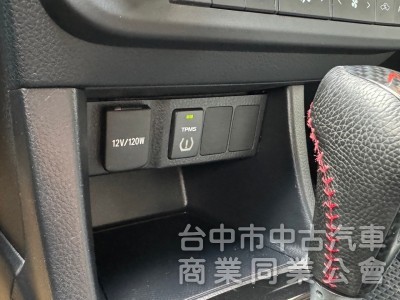 2015 Altis 1.8 S+ 跑六萬