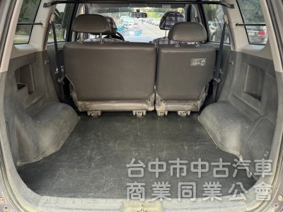 2013 Zinger 2.4 自排 跑十八萬