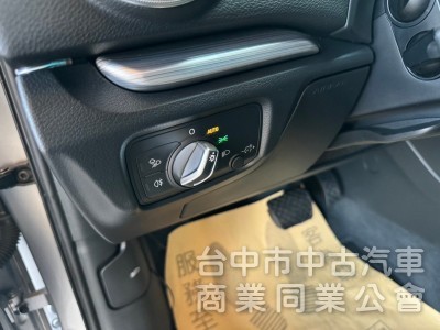 2020 Audi A3 35 TFSI 跑六萬 精品改裝