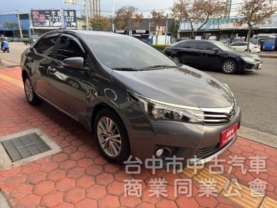 2016 altis 1.8 S+ 跑三萬