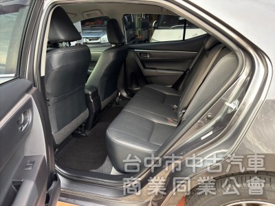 2016 altis 1.8 S+ 跑三萬