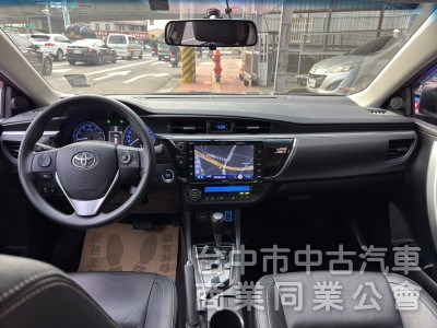 2016 altis 1.8 S+ 跑三萬