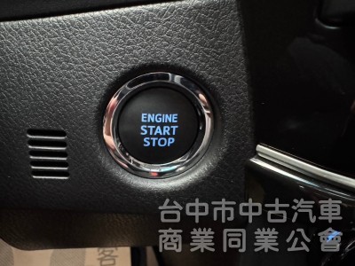 2016 altis 1.8 S+ 跑三萬