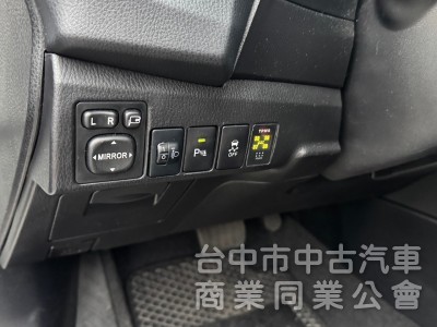 2015 Altis 1.8 S+ 跑四萬 原廠保養