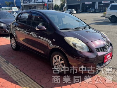 2012 Yaris 1.5 跑十五萬