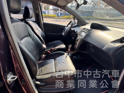 2012 Yaris 1.5 跑十五萬