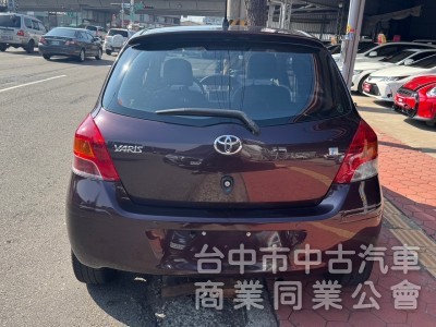 2012 Yaris 1.5 跑十五萬