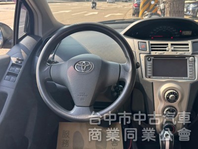 2012 Yaris 1.5 跑十五萬