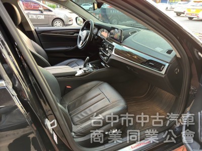 2017 BMW 520i 總代理 跑十二萬公里