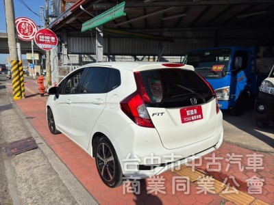 2020 FIT 1.5 S 跑五萬多公里