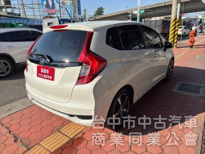 2020 FIT 1.5 S 跑五萬多公里