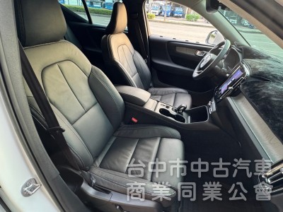 2022 XC40 T2 跑五萬多公里